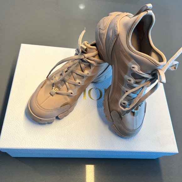 D-CONNECT SNEAKER size US 6 Nude Technical Fabric Reference: KCK222NGG_S12U - Picture 8 of 15